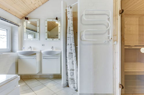 Foto 20 - Casa de 3 quartos em Broager com terraço e sauna