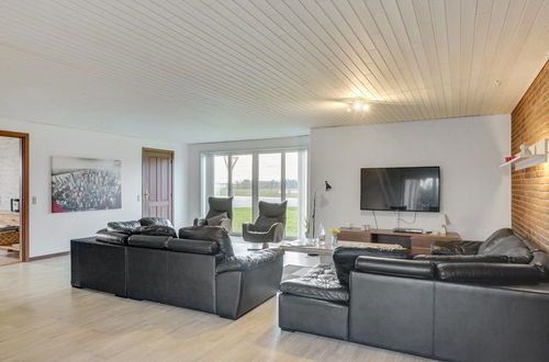 Photo 10 - Maison de 6 chambres à Thyholm avec piscine privée et terrasse