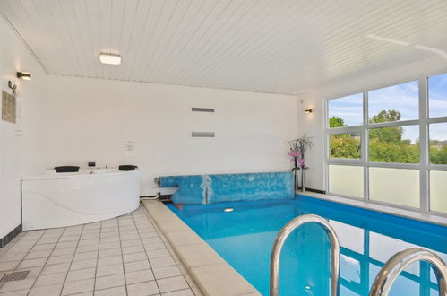 Photo 1 - Maison de 3 chambres à Hejls avec piscine privée et terrasse