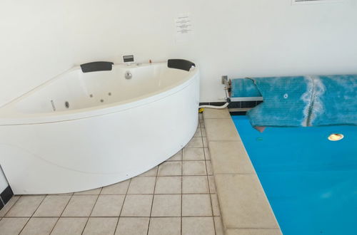 Photo 18 - Maison de 3 chambres à Hejls avec piscine privée et terrasse
