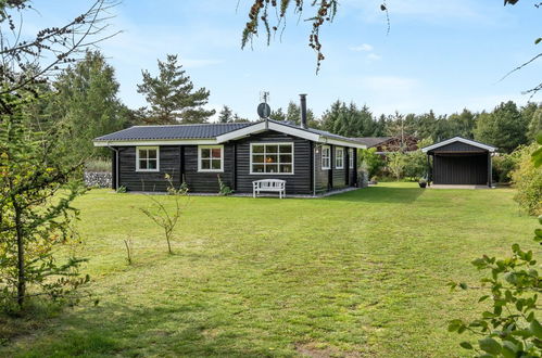 Foto 1 - Casa con 2 camere da letto a Ørsted con terrazza e vasca idromassaggio