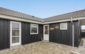 Photo 2 - Maison de 3 chambres à Tarm avec terrasse et sauna
