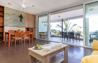 Foto 3 - Apartamento de 4 quartos em Salou com terraço e vistas do mar