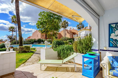 Photo 8 - Maison de 3 chambres à Estepona avec piscine et vues à la mer