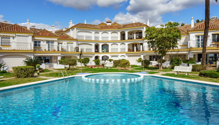 Foto 1 - Casa con 3 camere da letto a Estepona con piscina e vista mare