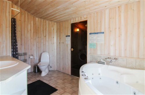 Foto 19 - Casa de 3 habitaciones en Harrerenden con terraza y sauna
