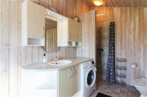 Foto 18 - Casa con 3 camere da letto a Harrerenden con terrazza e sauna