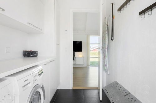 Foto 10 - Casa con 3 camere da letto a Harrerenden con terrazza e sauna