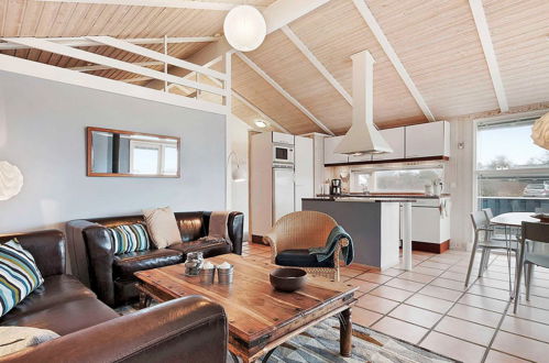 Foto 4 - Casa de 4 quartos em Harrerenden com terraço e sauna