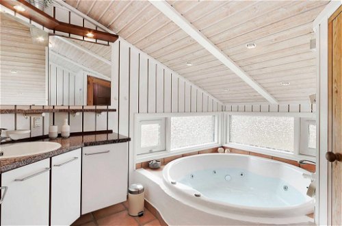Foto 7 - Casa de 4 quartos em Harrerenden com terraço e sauna
