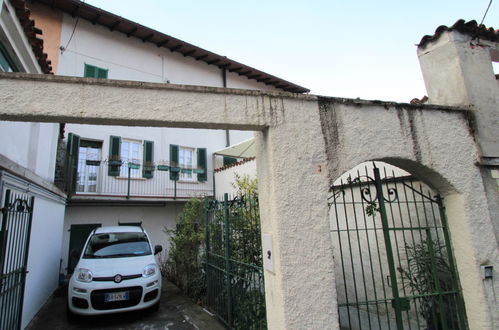 Photo 27 - Appartement de 2 chambres à Porto Valtravaglia avec jardin et terrasse