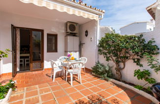 Foto 2 - Apartamento de 1 habitación en Nerja con piscina y vistas al mar