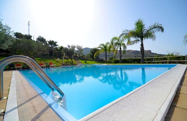 La Luna Nel Pozzo - Photo 1