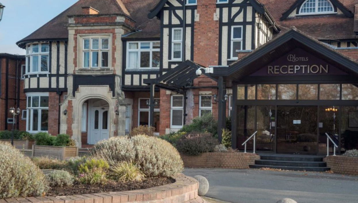 Chesford Grange Hotel - Photo 1