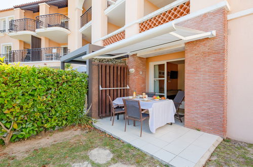 Photo 21 - Appartement de 2 chambres à Saint-Raphaël avec piscine et jardin