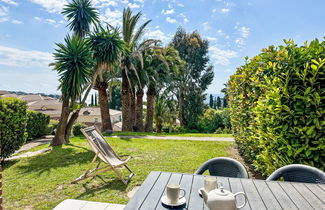 Foto 1 - Appartamento con 2 camere da letto a Saint-Raphaël con piscina e giardino
