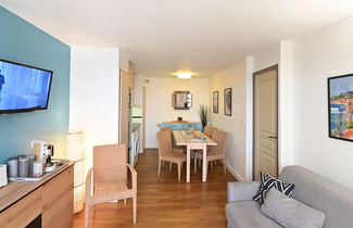 Foto 2 - Apartamento de 2 quartos em Saint-Raphaël com piscina e jardim
