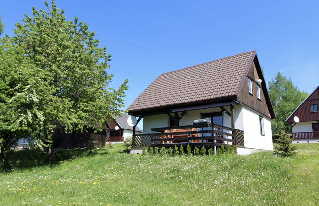 Casa de 3 quartos em Černý Důl com piscina e jardim - Foto 13