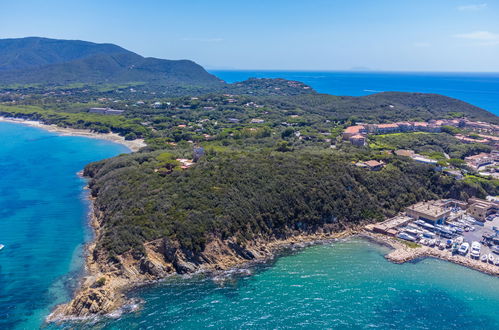 Foto 6 - Casa con 6 camere da letto a Castiglione della Pescaia con giardino e vista mare