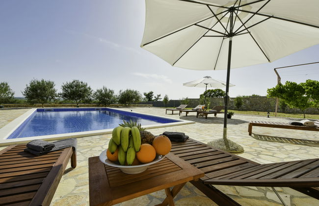 Casa de 7 quartos em Poličnik com piscina privada e jardim - Foto 37