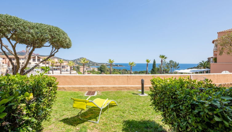 Photo 1 - Appartement de 1 chambre à Saint-Raphaël avec piscine et vues à la mer