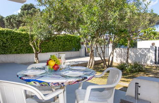 Photo 2 - 3 bedroom House in l'Escala with garden and terrace