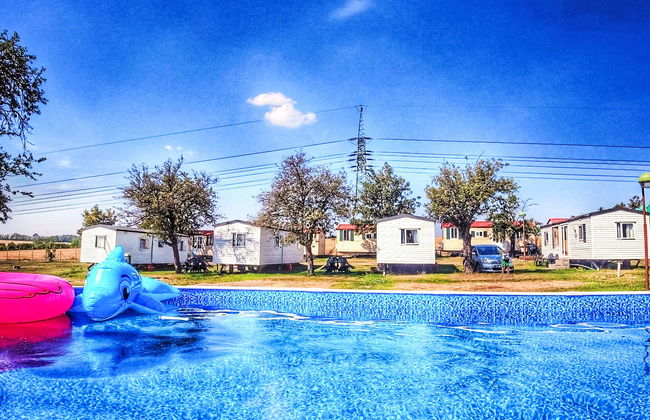Casa de 2 quartos em Praga com piscina e jardim - Foto 15