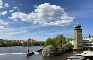 Foto 1 - Casa con 2 camere da letto a Praga con piscina e giardino