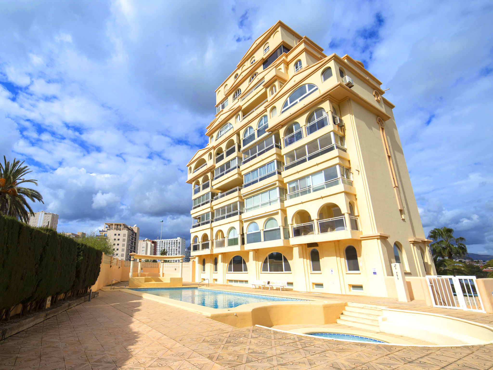 Foto 1 - Apartamento de 2 habitaciones en Calpe con piscina y vistas al mar