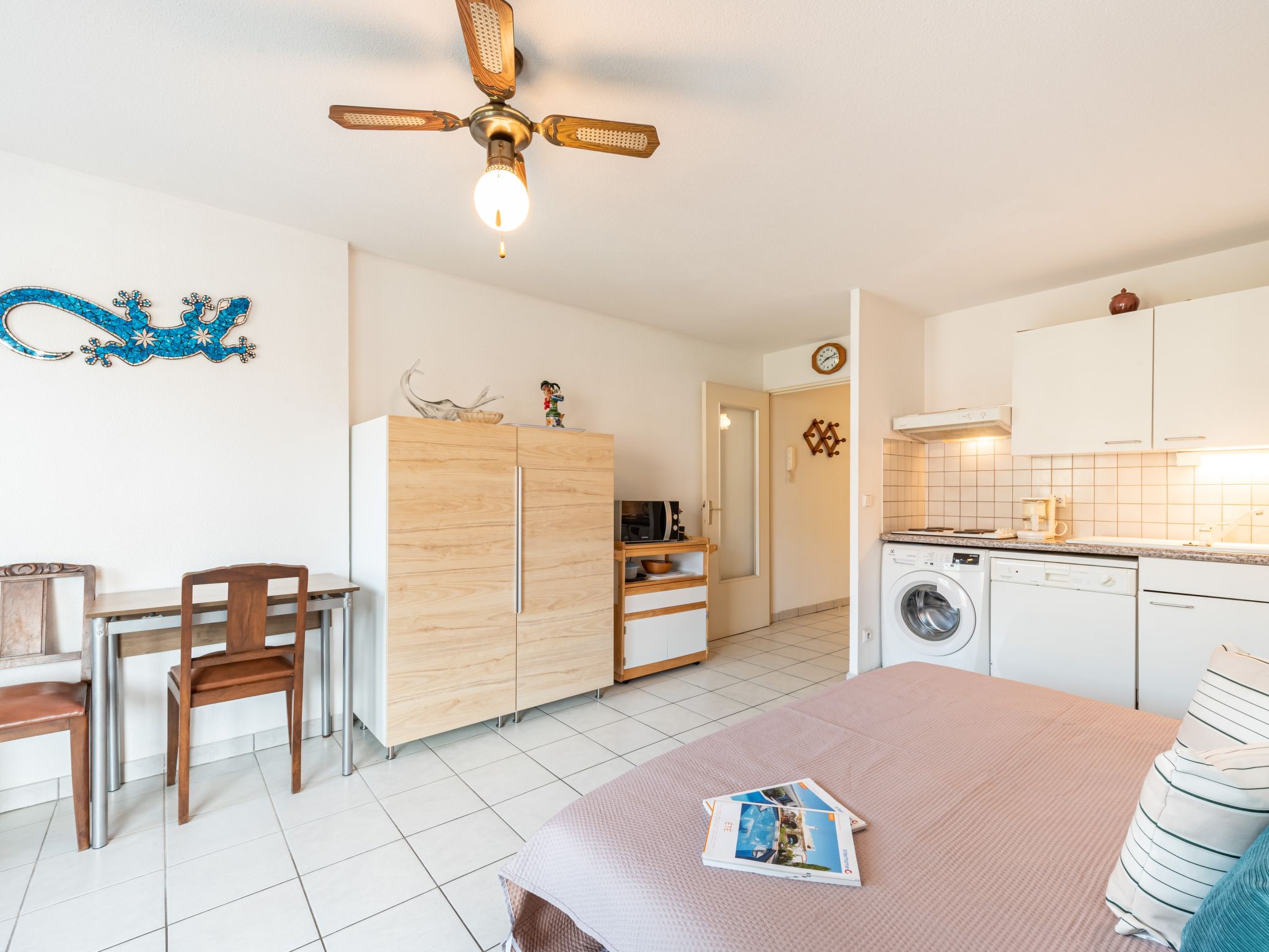 Foto 3 - Appartamento con 1 camera da letto a Cavalaire-sur-Mer con terrazza e vista mare