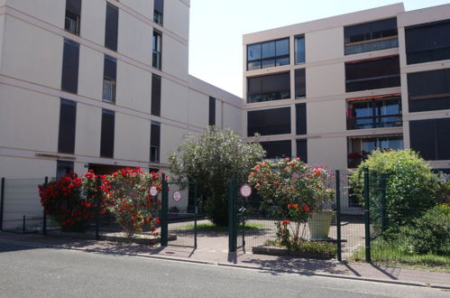 Foto 17 - Apartment mit 1 Schlafzimmer in Saint-Cyprien mit blick aufs meer