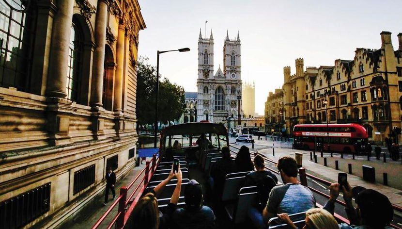 Vintage Open Top Bus Tour with Thames River Cruise and London Eye - Foto 2