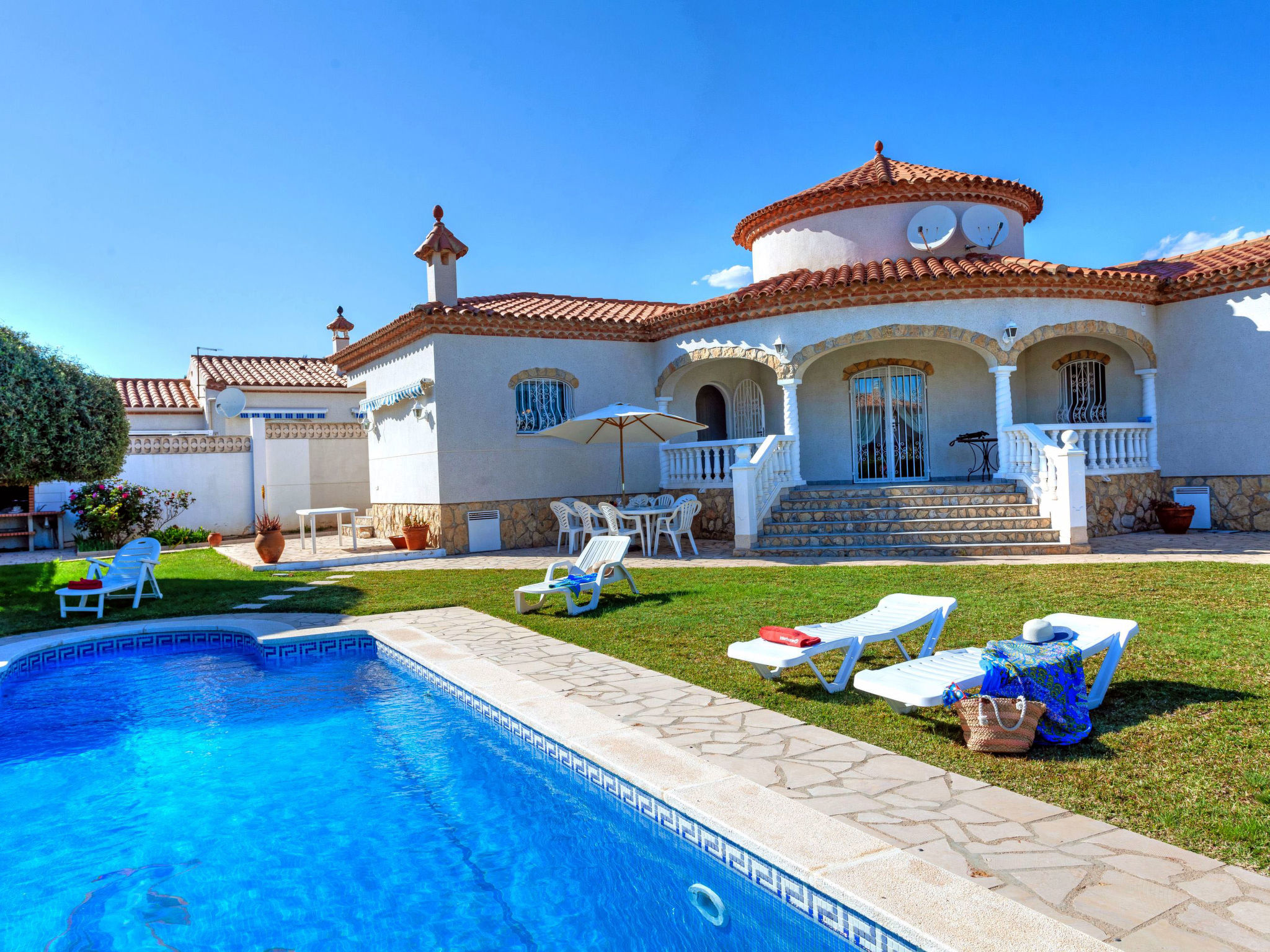 Photo 1 - Maison de 3 chambres à Mont-roig del Camp avec piscine privée et jardin