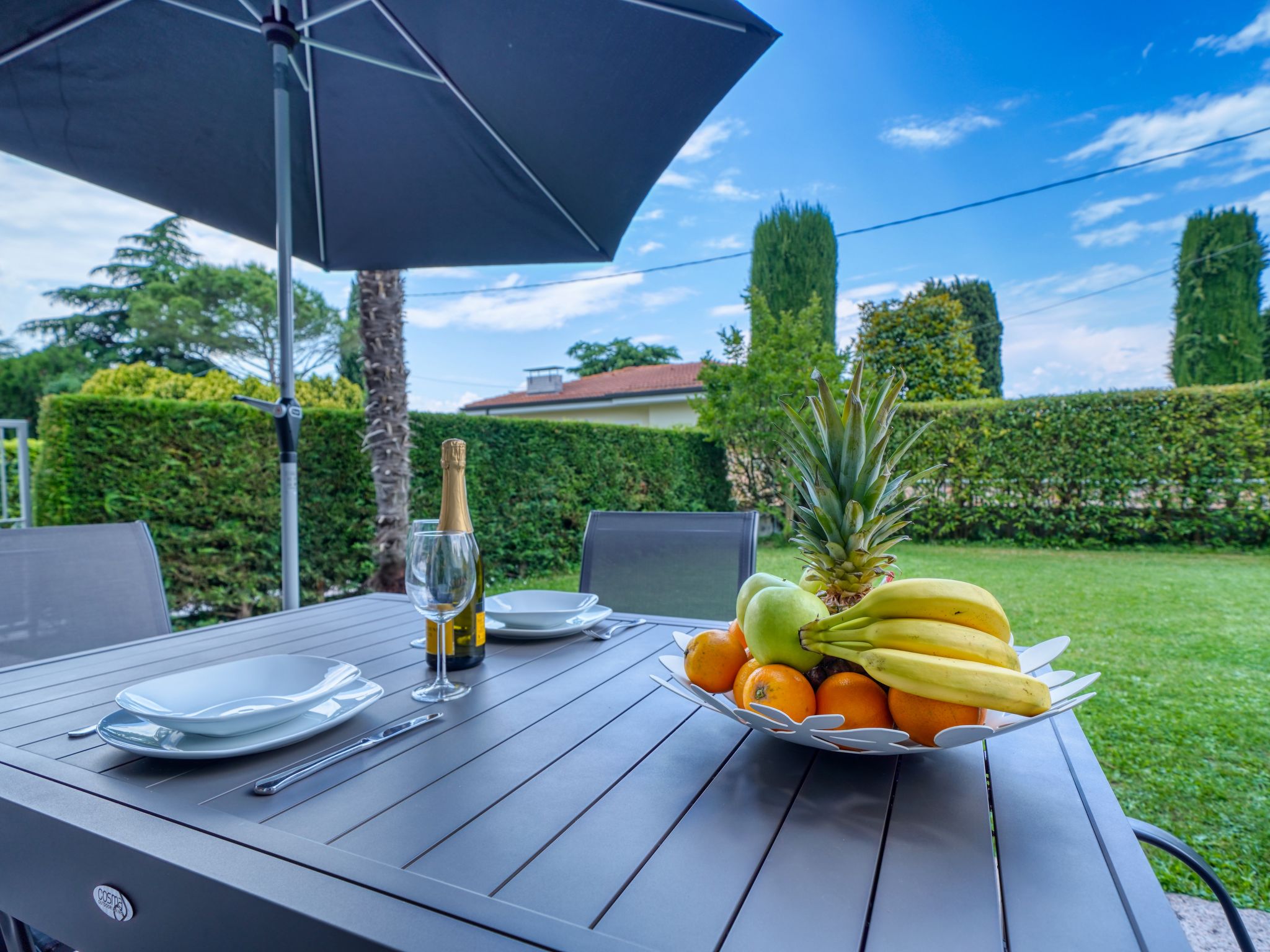 Foto 9 - Appartamento con 2 camere da letto a Lazise con piscina e vista sulle montagne