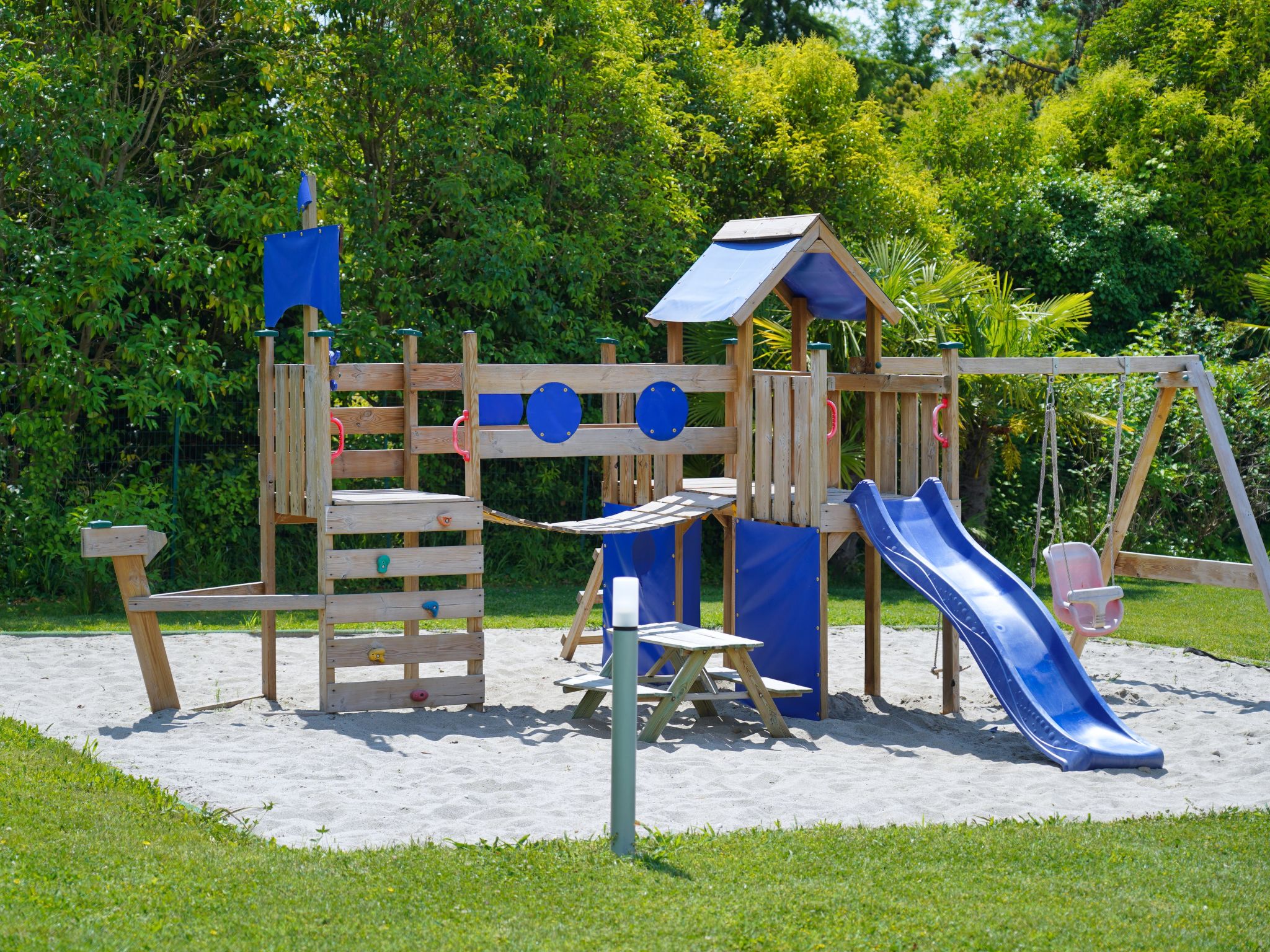 Foto 10 - Apartamento de 2 quartos em Lazise com piscina e vista para a montanha