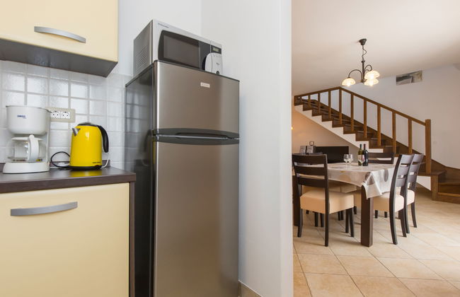 Casa de 3 quartos em Tinjan com piscina privada e jardim - Foto 10