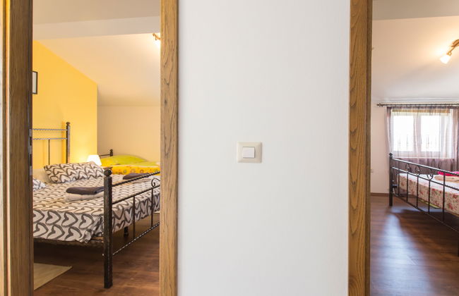 Casa de 3 quartos em Tinjan com piscina privada e jardim - Foto 20