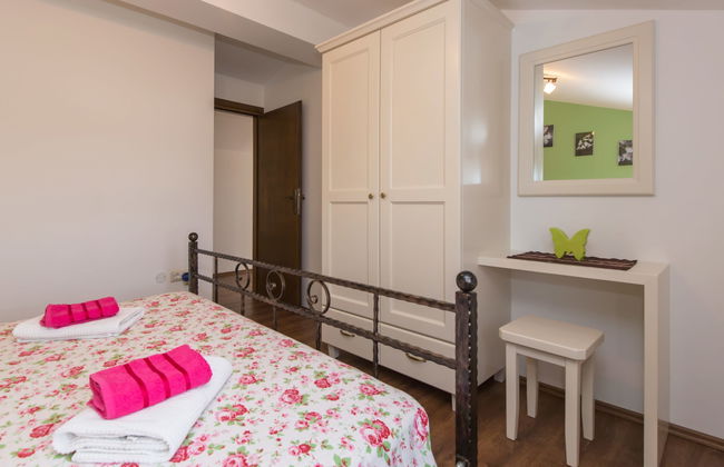 Casa de 3 quartos em Tinjan com piscina privada e jardim - Foto 25