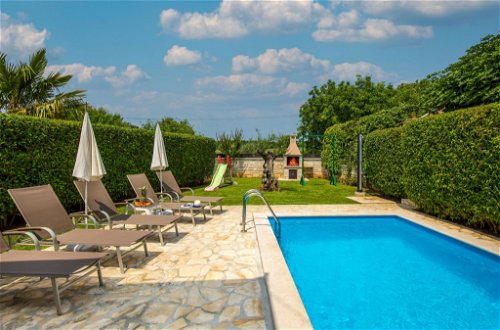 Foto 14 - Casa de 2 quartos em Tinjan com piscina privada e terraço