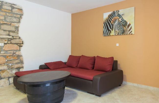 Casa de 3 quartos em Tinjan com piscina privada e jardim - Foto 18
