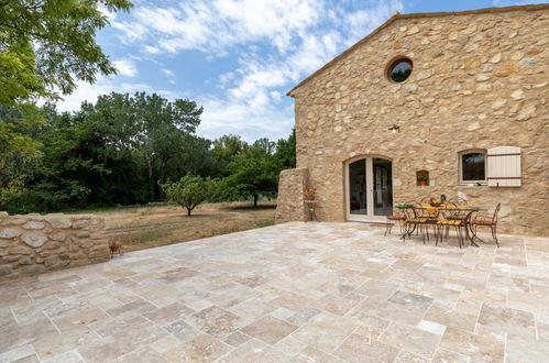 Photo 1 - Maison de 3 chambres à Caderousse avec jardin et terrasse