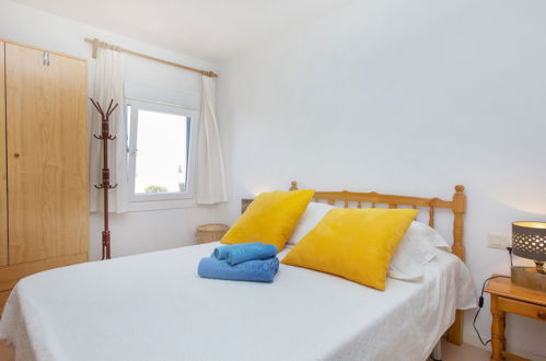 Foto 5 - Appartamento con 2 camere da letto a Pals con piscina e vista mare