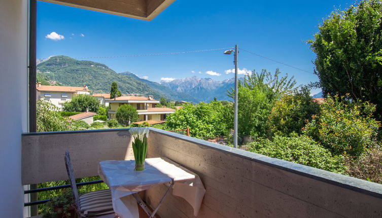 Photo 1 - Appartement de 2 chambres à Dongo avec jardin et vues sur la montagne