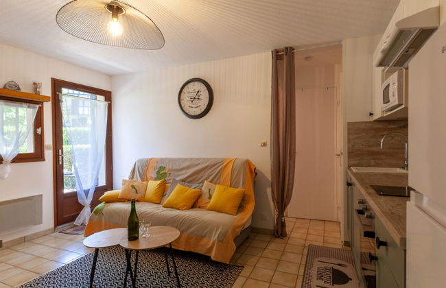 2 bedroom Apartment in Varaville with terrace - Photo 9