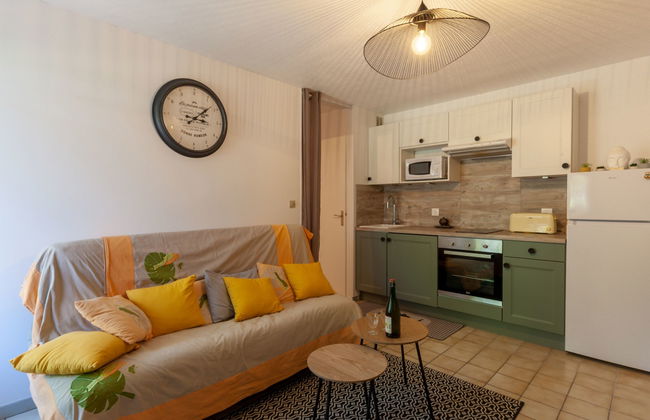 2 bedroom Apartment in Varaville with terrace - Photo 2