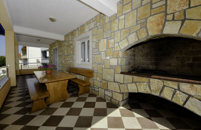 4 bedroom Apartment in Jasenice - Photo 26