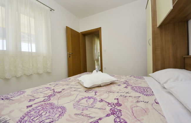 4 bedroom Apartment in Jasenice - Photo 21