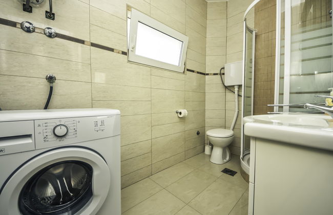 4 bedroom Apartment in Jasenice - Photo 13