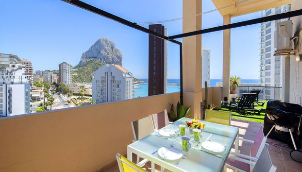 4 bedroom Apartment in Calp with swimming pool and garden - Photo 2
