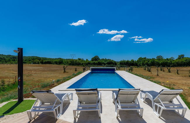 Casa de 5 quartos em Barban com piscina privada e jardim - Foto 13